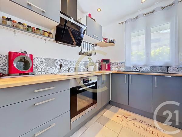Maison à vendre  4 pièces - 97,90 m 2   ISTRES  - 13