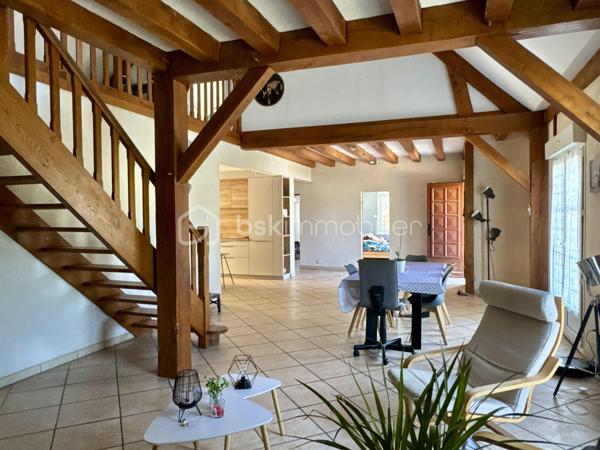 Maison traditionnelle de 220 m²