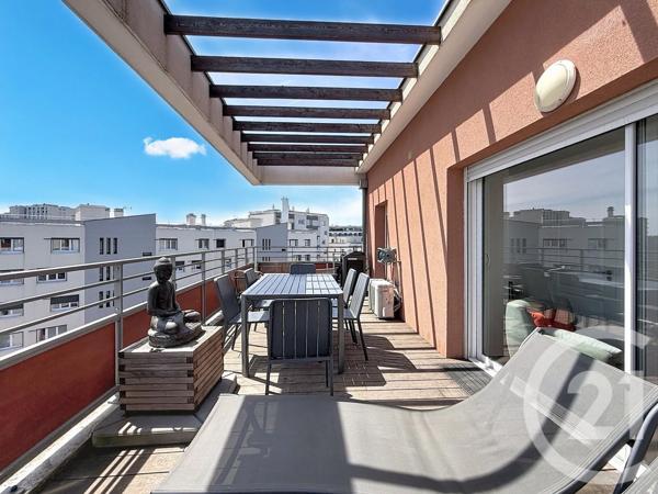 Appartement à vendre  3 pièces - 58,90 m 2   VENISSIEUX  - 69