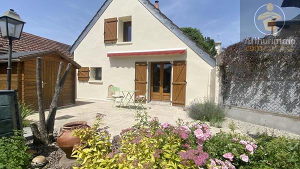 Vente                                                      Maison
                        
                     6 pièces                      157 m2                     à Orléans