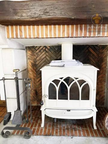 Vente                                                      Maison
                        
                     6 pièces                      157 m2                     à Orléans