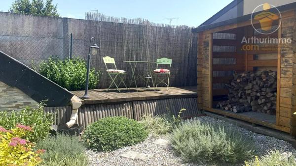 Vente                                                      Maison
                        
                     6 pièces                      157 m2                     à Orléans