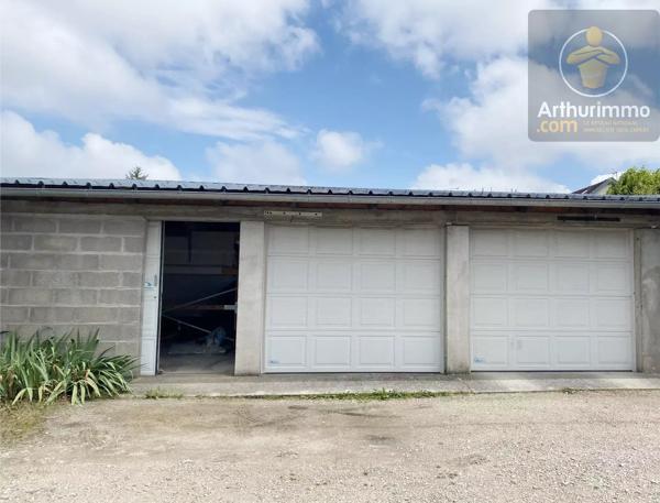 Vente                                                      Maison
                        
                     6 pièces                      157 m2                     à Orléans