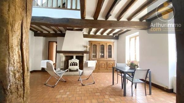 Vente                                                      Maison
                        
                     6 pièces                      157 m2                     à Orléans
