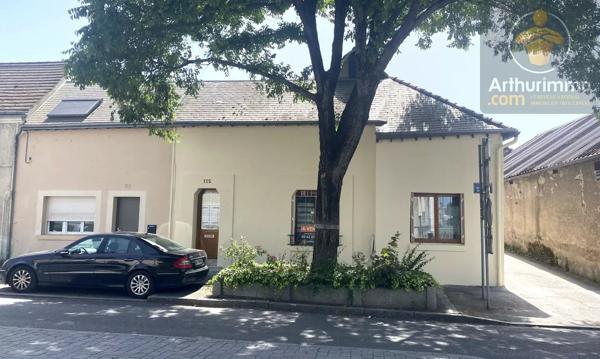 Vente                                                      Maison
                        
                     6 pièces                      157 m2                     à Orléans