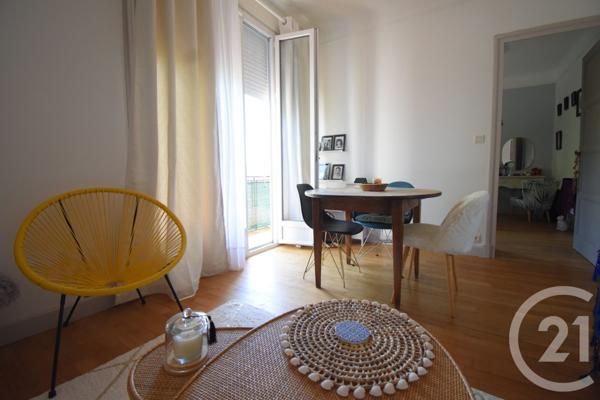 Appartement à vendre  2 pièces - 34,40 m2 VICHY - 03