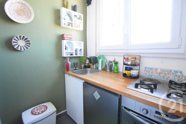 Appartement à vendre  2 pièces - 34,40 m2 VICHY - 03