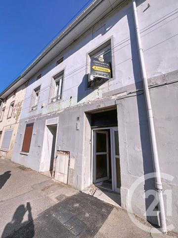 Appartement F3 à vendre  5 pièces - 151,50 m2 COURCELLES CHAUSSY - 57