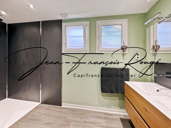 Agneaux, Proche de la palière, maison rénovée de 141 m² avec quatre chambres !!!