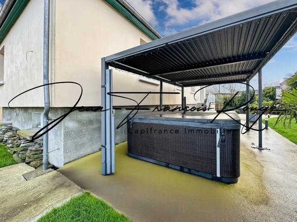 Agneaux, Proche de la palière, maison rénovée de 141 m² avec quatre chambres !!!