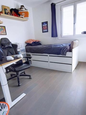 HAUT DE VILLA T4 RÉNOVÉ 91m2 AVEC EXTÉRIEUR-DPE B