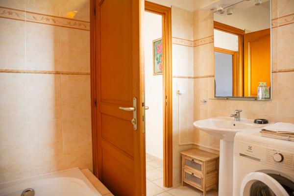 Casatorra (20620) Maison T4 avec jardin à 100m de la plage