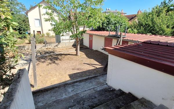 Maison à vendre    3 pièces • 57,60 m2 Montluçon