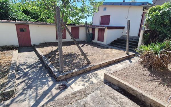 Maison à vendre    3 pièces • 57,60 m2 Montluçon