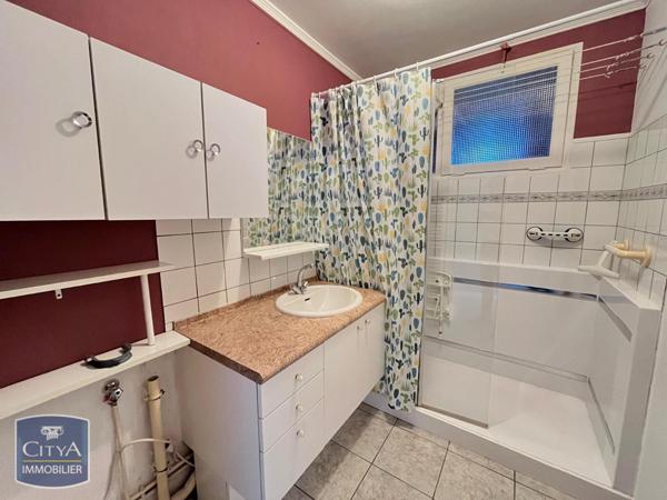 Location appartement 5 pièces de 102.43m²