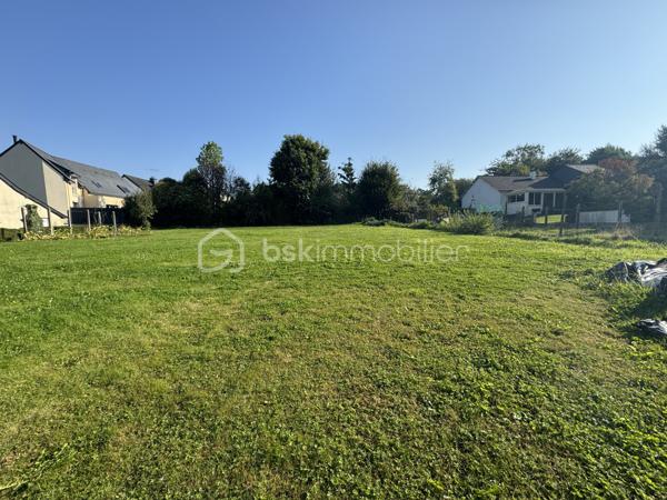 Terrain commercial de 650 m²