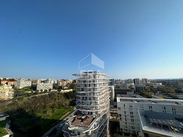 3 pièces neuf au 16ème étage avec terrasse d'angle, vue mer et montagnes - Nice Méridia