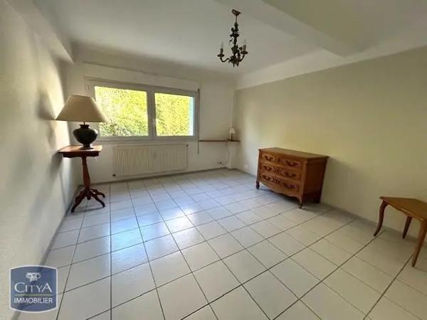 Appartement à louer 4 pièces 105.99m² Saint-Brieuc (22000)