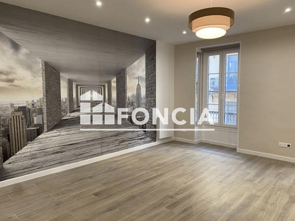 Location Appartement 3 pièces 75.32 m² - 51 RUE LAMARTINE Nice 06000
