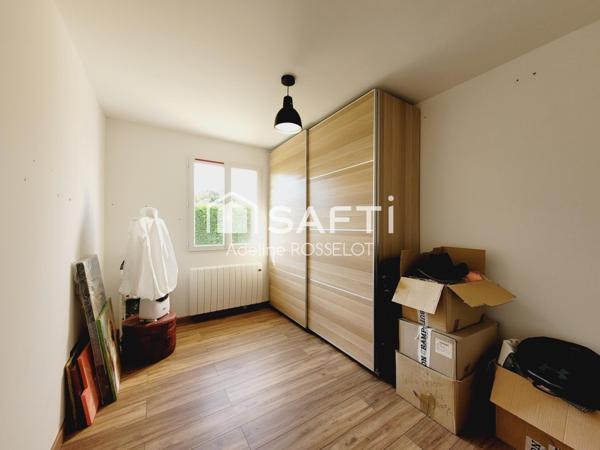 Plain pied 3 chambres + bureau / commerces et écoles à pied