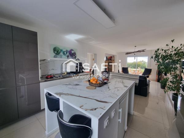 Spacieuse maison familiale avec jardin et atelier, proche de Saint-Lô