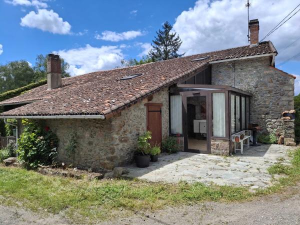 MAISON DE CAMPAGNE A RENOVER