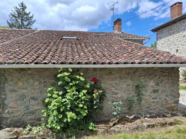 MAISON DE CAMPAGNE A RENOVER