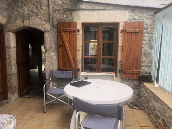 MAISON DE CAMPAGNE A RENOVER