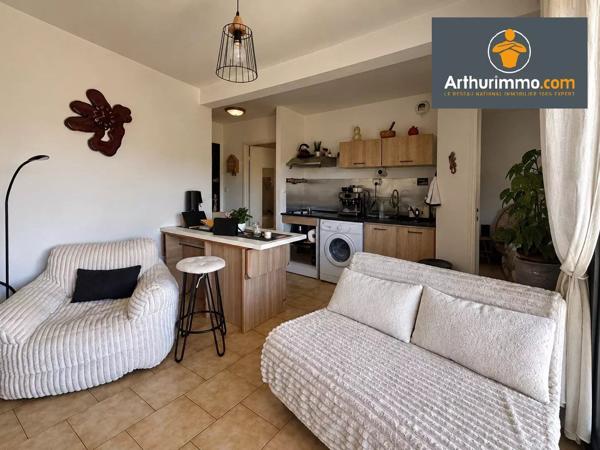 Vente                                                      Appartement
                        
                     2 pièces                      30 m2                     à Ajaccio