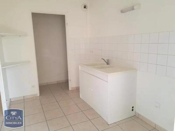 Appartement à louer 3 pièces 62.61m² Lehaucourt (02420)