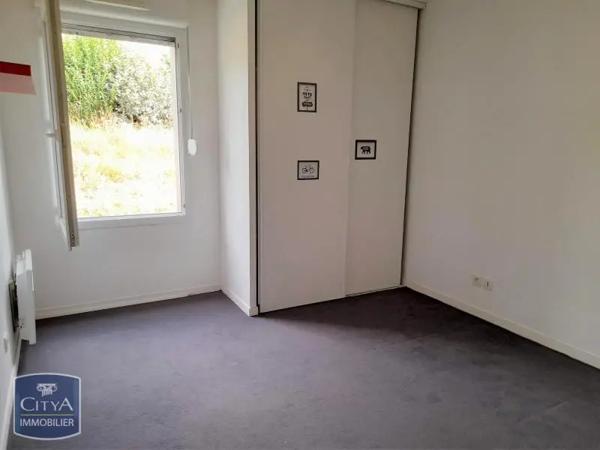 Appartement à louer 3 pièces 62.61m² Lehaucourt (02420)