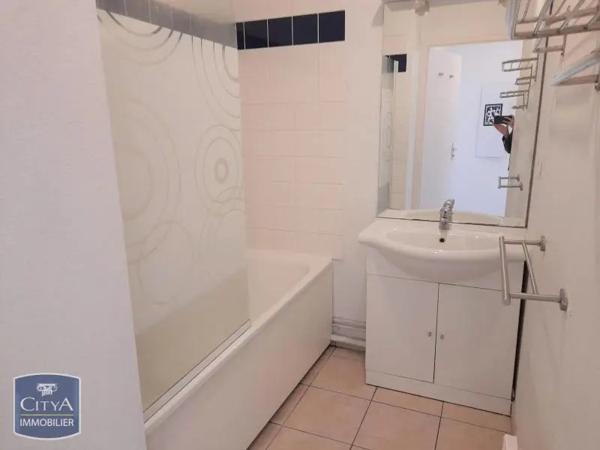 Appartement à louer 3 pièces 62.61m² Lehaucourt (02420)