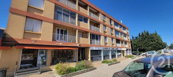 Appartement T4 à vendre  4 pièces - 90,96 m 2   VILLENEUVE LES AVIGNON  - 30