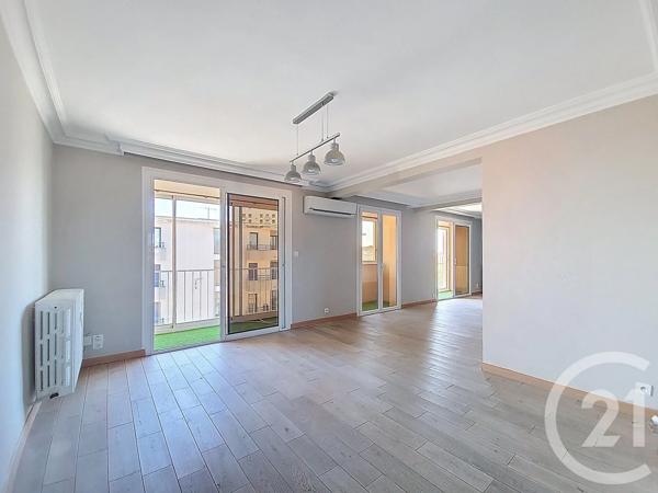 Appartement T4 à vendre  4 pièces - 90,96 m 2   VILLENEUVE LES AVIGNON  - 30