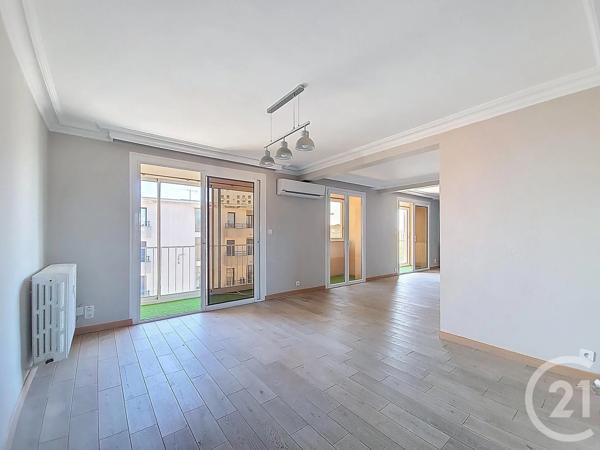 Appartement T4 à vendre  4 pièces - 90,96 m 2   VILLENEUVE LES AVIGNON  - 30