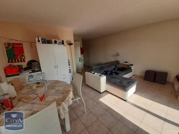 Appartement à louer 2 pièces 48.51m² Albi (81000)