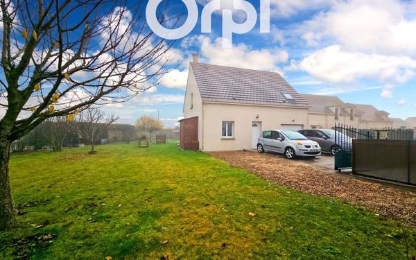 Maison à vendre    4 pièces •  Estrées-Saint-Denis