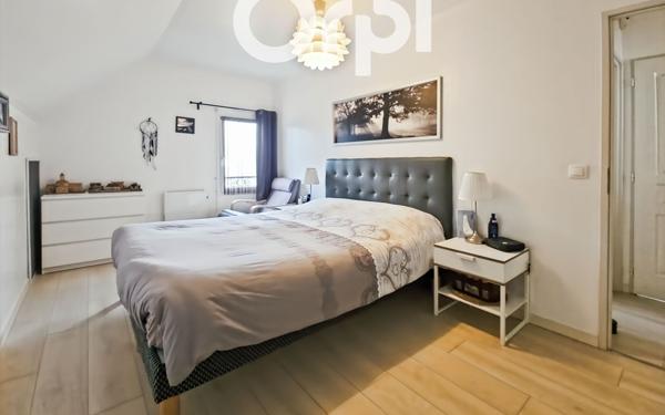 Maison à vendre    4 pièces •  Estrées-Saint-Denis