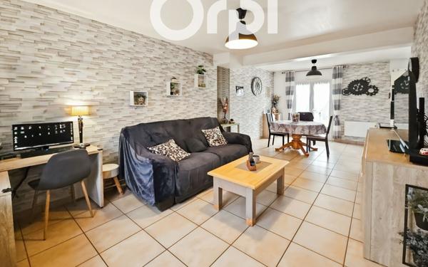 Maison à vendre    4 pièces •  Estrées-Saint-Denis