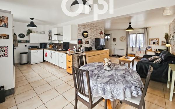 Maison à vendre    4 pièces •  Estrées-Saint-Denis