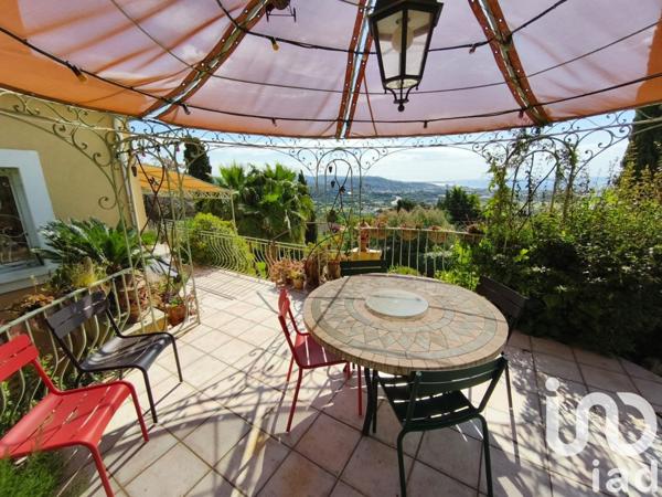 Maison à vendre 5 pièces 142 m² Mandelieu-la-Napoule