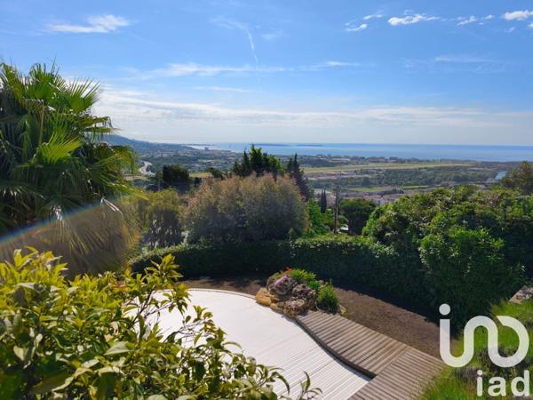 Maison à vendre 5 pièces 142 m² Mandelieu-la-Napoule