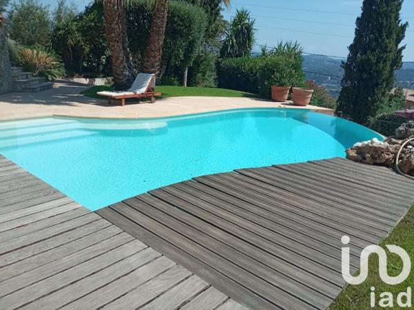 Maison à vendre 5 pièces 142 m² Mandelieu-la-Napoule