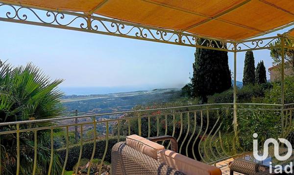 Maison à vendre 5 pièces 142 m² Mandelieu-la-Napoule