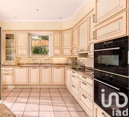 Maison à vendre 5 pièces 142 m² Mandelieu-la-Napoule