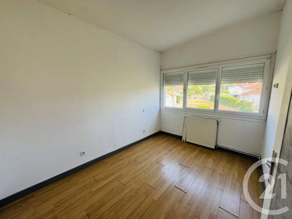 Maison à vendre  5 pièces - 106 m 2   GRAULHET  - 81