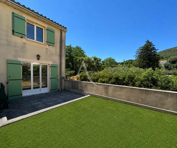 APPARTEMENT TYPE 3 AVEC TERRASSE JARDIN GARAGE CAVE VUE MONT D OR