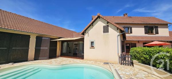 Maison à vendre  6 pièces - 171 m 2   PREMILHAT  - 03