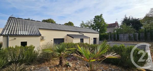 Maison à vendre  6 pièces - 171 m 2   PREMILHAT  - 03