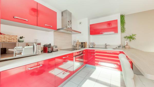 Appartement Emerainville 2 pièce(s) 46.5 m2